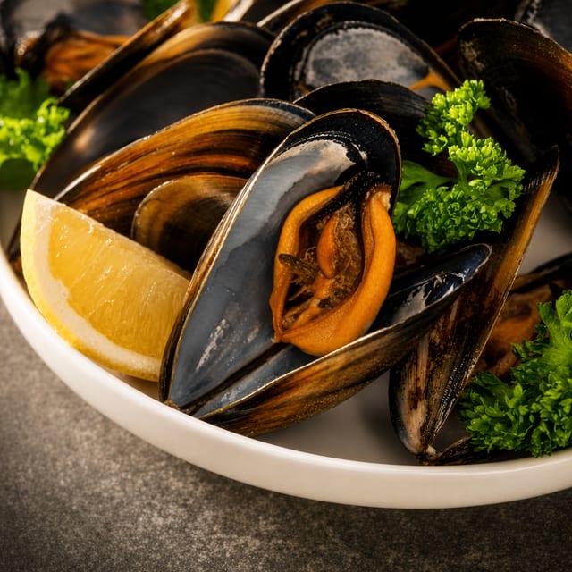 Steamed Mussels.